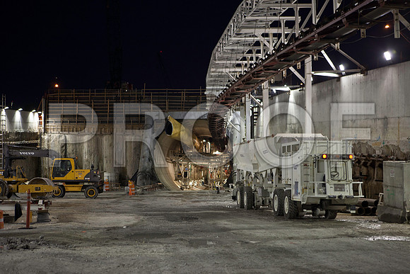 7031_DG_Mimai_Tunnel_01112012_Miami_FL_IMG_3025