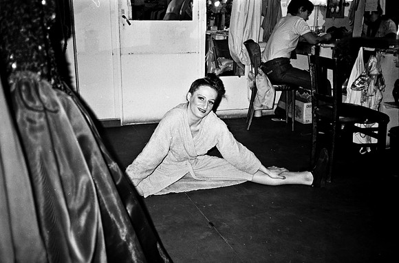 2525_FM_BW_35MM_CW_FOLES_FEB_19882525_FM_BW_35MM_CW_FOLES_FEB_1988_008
