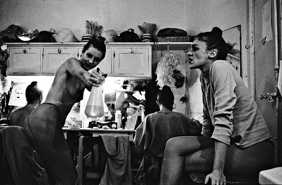 2512_FM_BW_35MM_CW_DEC_1991_9