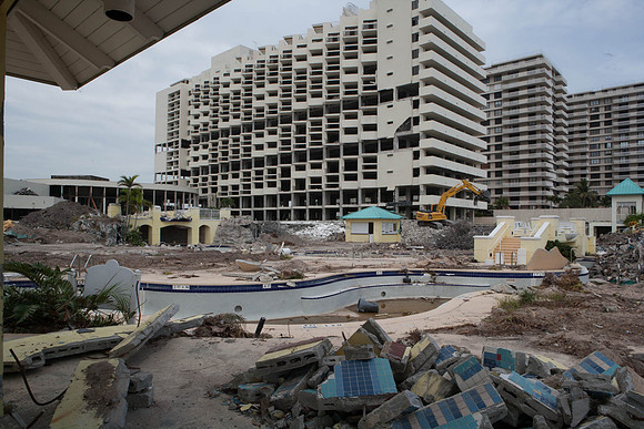 St_Regis_Demolition_20071025_Bal_Harbor_FL-0139