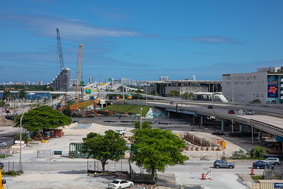 20201026_Connecting_Miami__75A6328