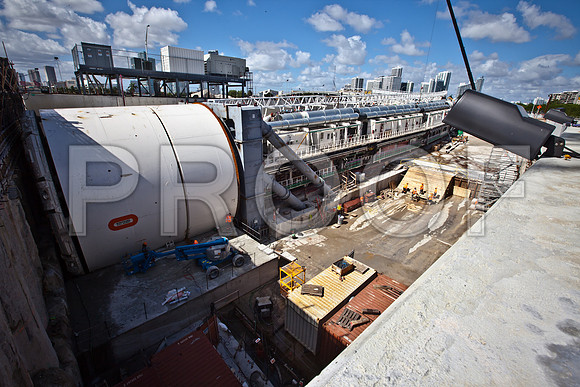 6070_DG_Miami_Tunel_11032011_IMG_8082