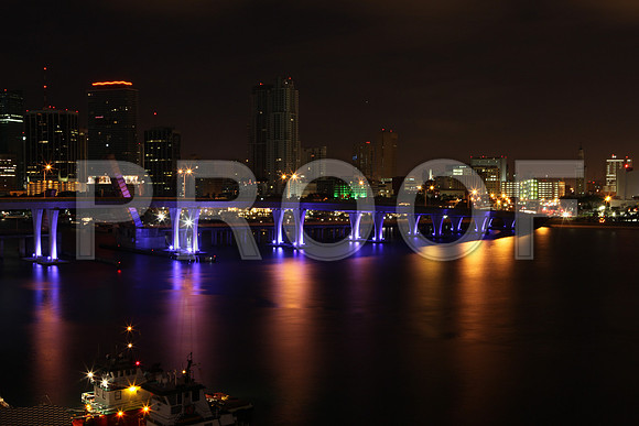 4959_DG_Miami_Skyline_from_Celebrity_Eclipes_Cruizes_IMG_8802