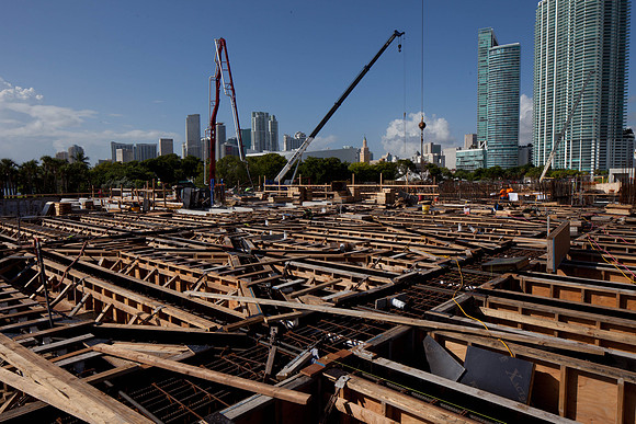 20110913-6039_PAMM_DG_Miami_Art_Museum_Miami_FL_IMG_4539