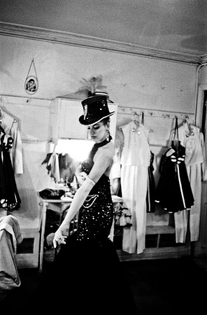 2513_FM_BW_35MM_CW_FOLIS_BEGERE_1992_002
