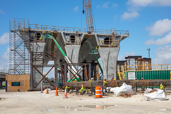 20201026_Connecting_Miami__75A6183