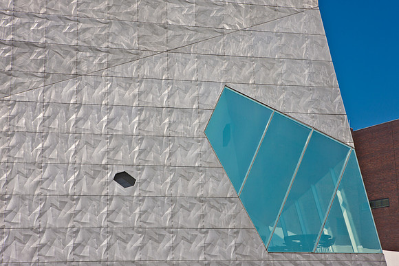 0017_DG_Minneapolis_Minnesota_South_5L8Y3679