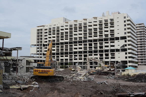 St_Regis_Demolition_20071025_Bal_Harbor_FL-0062
