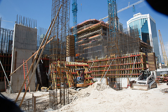 20150727_SLS_Brickell_Related_9C7C7302