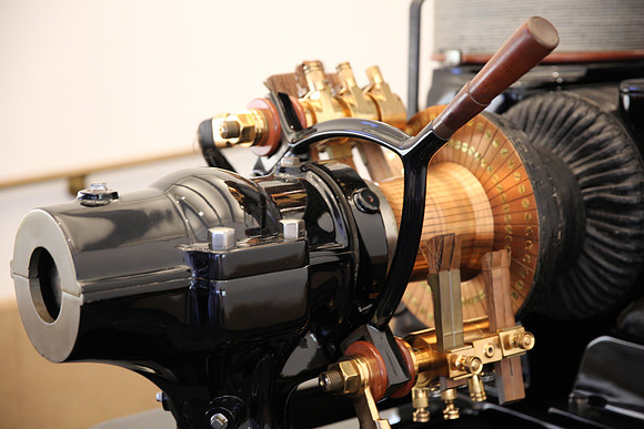 20150225_Wolfsonian_Museum_nick_Table_9C7C0111