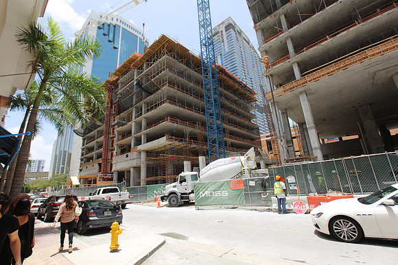 20150701_Brickell_Heights_2_Related_9C7C0713