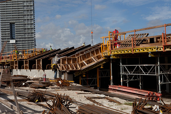 7002_DG_MAM_Museum_Miami_FL_IMG_3611
