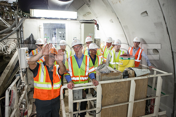 20120614-DG_Govenor_Rick_Scott_Visite_MT_Miami_FL_IMG-6686