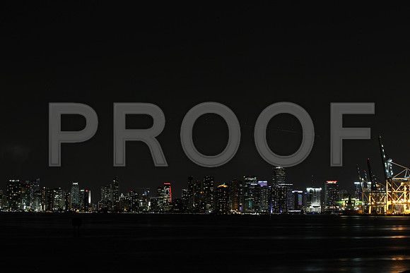20140819_Miami_Skyline_night_CG3P0924