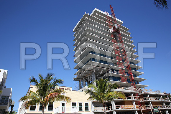 20150309_Moriarty_Glass_120_Ocean_Drive_9C7C5090