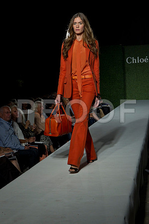 7016_DG_CLOE_FASHION_FISHER_11282011_AL1B2937