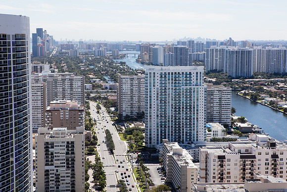 20160217_Hallendale_City_Scape_S5A0853