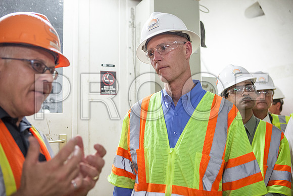 20120614-DG_Govenor_Rick_Scott_Visite_MT_Miami_FL_IMG-6601
