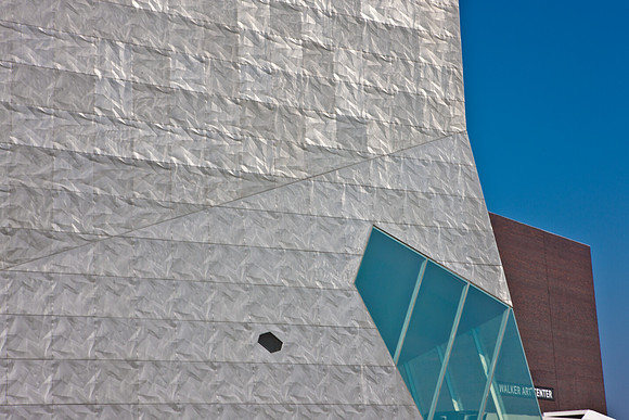 0017_DG_Minneapolis_Minnesota_South_5L8Y3664