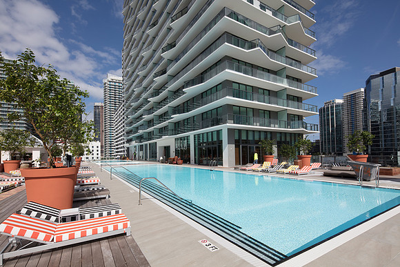 20161109_SLS_Brickell_Moriarty_S5D3405