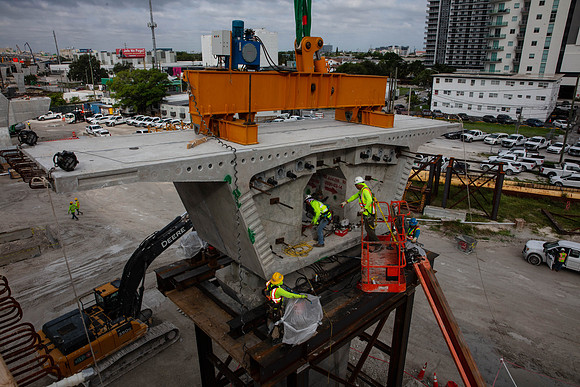 20201102_Connecting_Miami__75A6804
