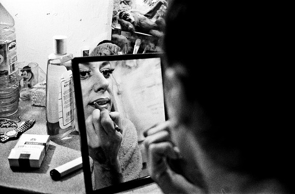 2512_FM_BW_35MM_CW_DEC_1991_6