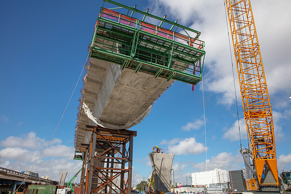 20201026_Connecting_Miami__75A6208