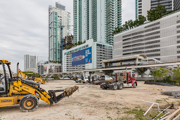 20161209_Paramont_World_Center_9C7C0066