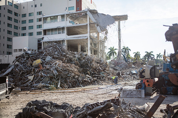 20160317_300_Biscayne_Demo_Moriarty_S5A0671