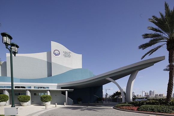 20151109Aventura_Arts_and_Cultural_Center_MG_4755