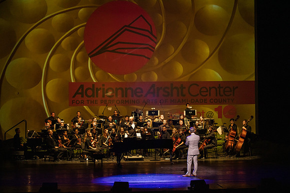 20160421_Arsht_10th_Anniversary_Galla_S5A4153
