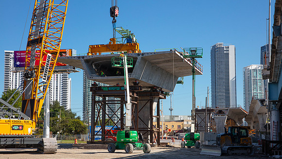20211207_Connecting_Miami_75A2205