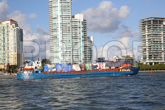 20151212_Container ship_IMG_4995