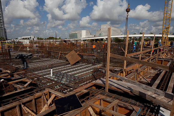 20110913-6039_DG_PAMM__Miami_Art_Museum_Miami_FL_IMG_4694