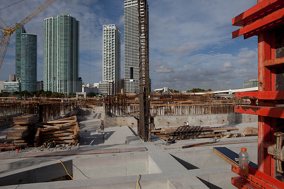 7002_DG_MAM_Museum_Miami_FL_IMG_2484
