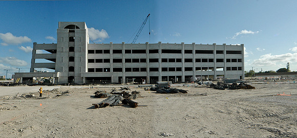 parking_north_wall