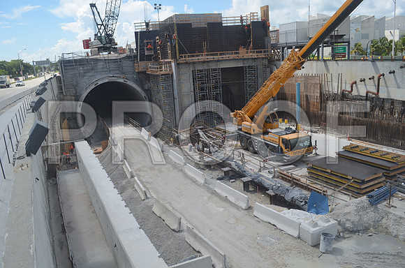 PortMiami_Tunnel_Watson_Island_EASTBOUND_2013-08-23_113000