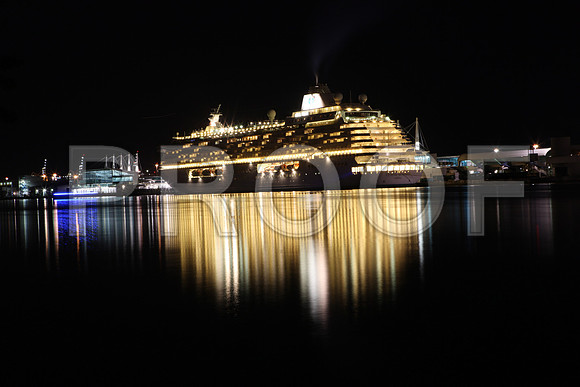 4964_DG_PORT OF MIAMI BY NIGHT_IMG_9104
