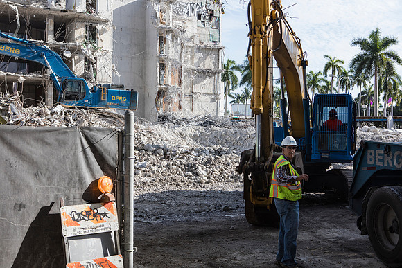 20160317_300_Biscayne_Demo_Moriarty_S5A0683