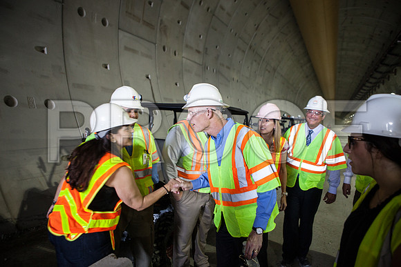 20120614-DG_Govenor_Rick_Scott_Visite_MT_Miami_FL_IMG-6957