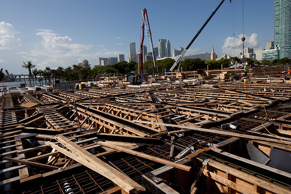 20110913-6039_PAMM_DG_Miami_Art_Museum_Miami_FL_IMG_4575