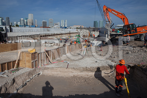 20120813-Miami_Tunnel_Doge_TBM_DG_Miami_FL_-8659
