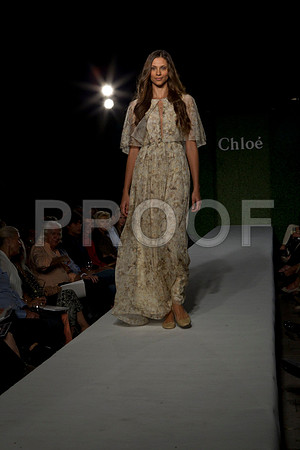 7016_DG_CLOE_FASHION_FISHER_11282011_AL1B3033
