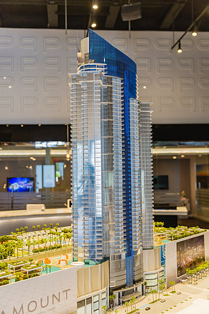 20160718_Paramount_World_Center_9C7C0393