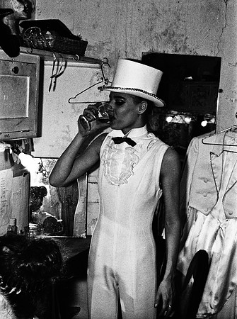 2524_FM_BW_35MM_CW_FOLES_1987_024