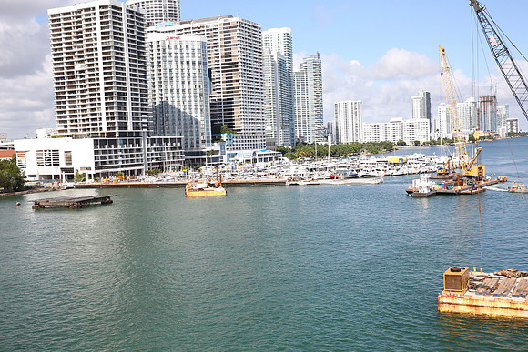 20151216_Meric_park_Shoping_20151216_Venetian_Causeway_Bridge_Project_IMG_5016
