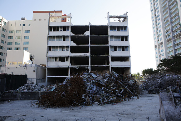 20160218_330_Biscayne_Demo_Moriarty_S5A1502