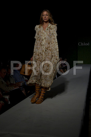 7016_DG_CLOE_FASHION_FISHER_11282011_AL1B2953