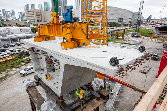 20201102_Connecting_Miami__75A6743