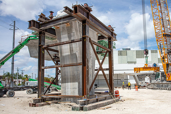 20210407_Connecting_Miami_75A9768
